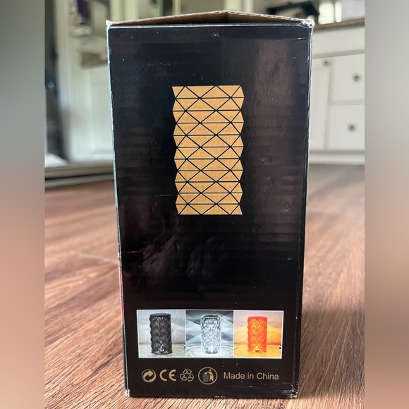 Rose Diamond Table Lamp USB Charging Touch Light Remote Atmosphere Bedside Bar - Picture 8 of 8